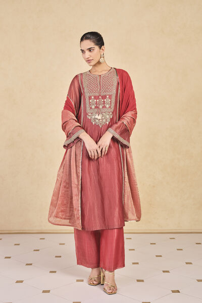 Avimukta Embroidered Zardozi Mul Suit Set - Red